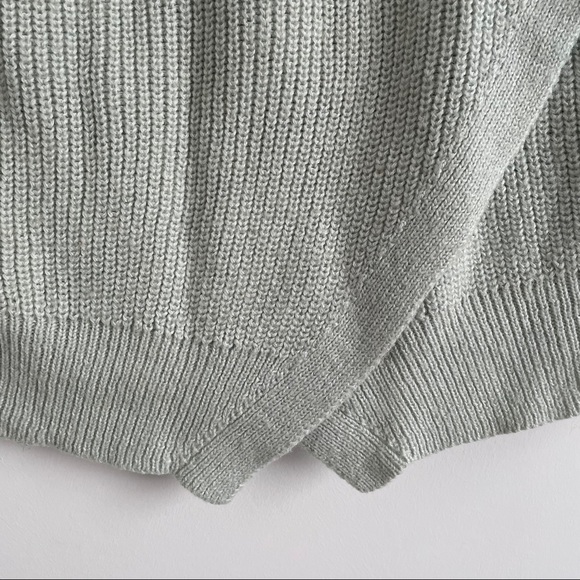 Banana Republic butterfly hem sweater - Picture 4 of 13